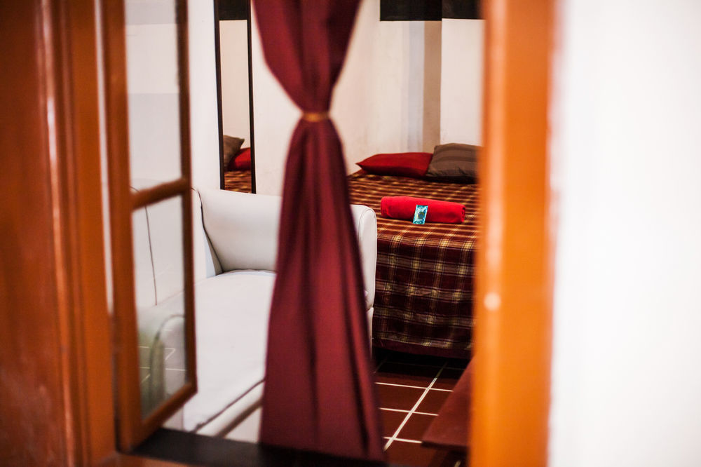 Capsule Hostel Guatemala City Екстер'єр фото