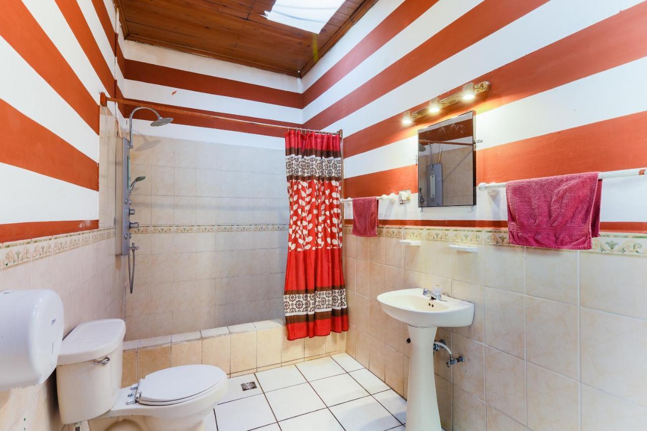 Capsule Hostel Guatemala City Екстер'єр фото