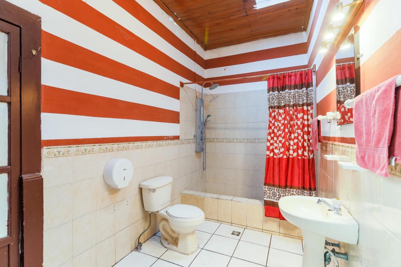 Capsule Hostel Guatemala City Екстер'єр фото