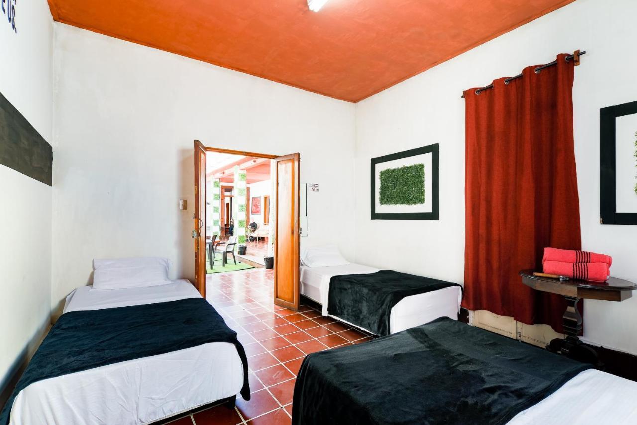 Capsule Hostel Guatemala City Екстер'єр фото