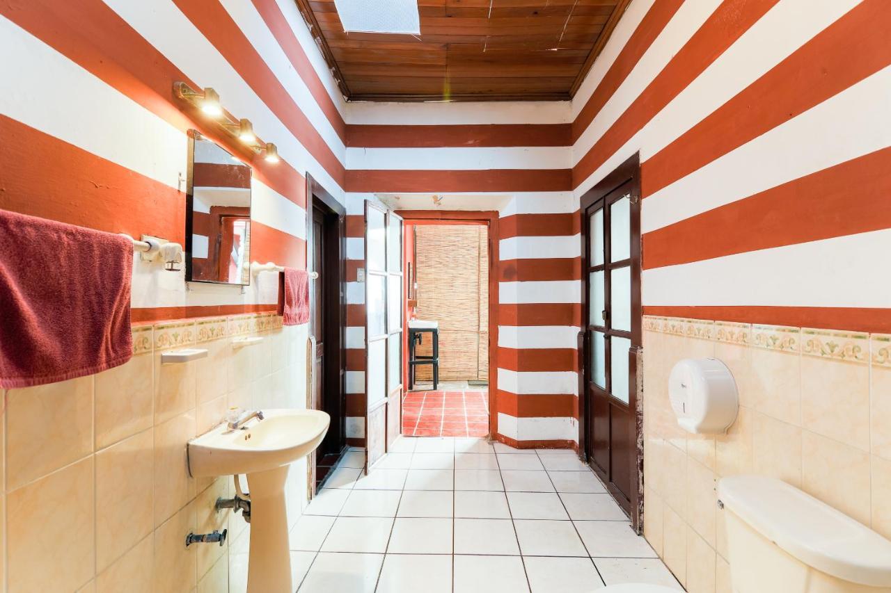 Capsule Hostel Guatemala City Екстер'єр фото